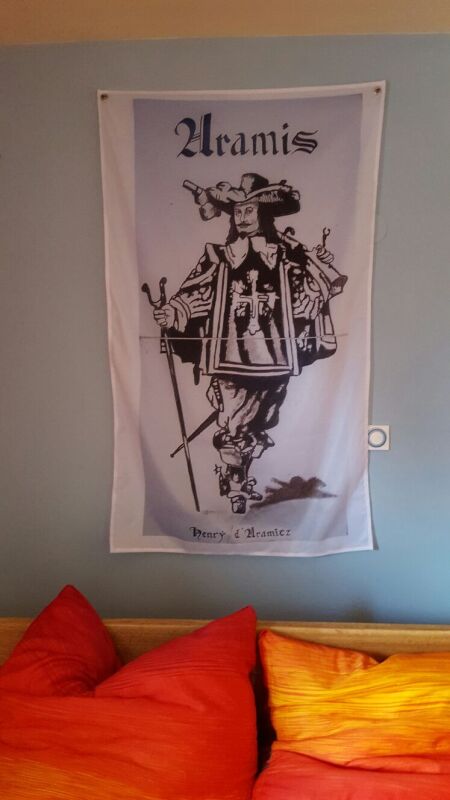 <p>Fahne von Aramis - einem der Musketiere</p> <p>Fahne von Aramis - einem der Musketiere</p>