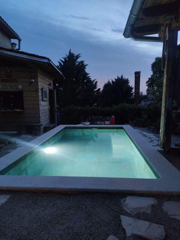 <p>neuer beheizter Salzwasserpool zur Alleinnutzung</p> <p>neuer beheizter Salzwasserpool zur Alleinnutzung</p>